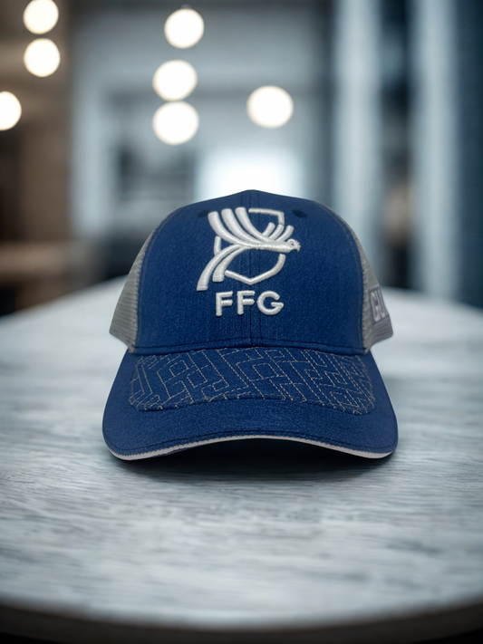 Selección 2025 Celeste Trucker